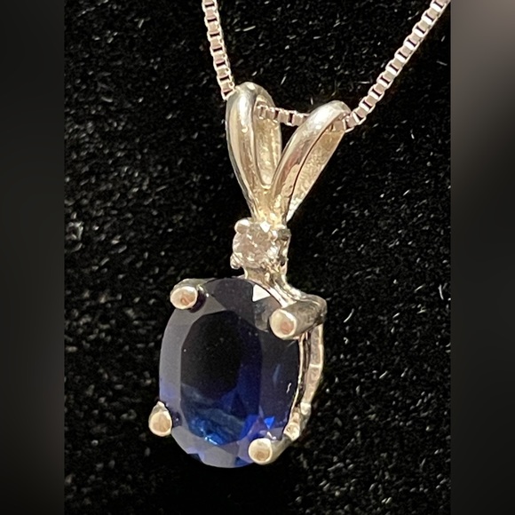 High quality, sapphire/diamond pendant - Picture 2 of 7